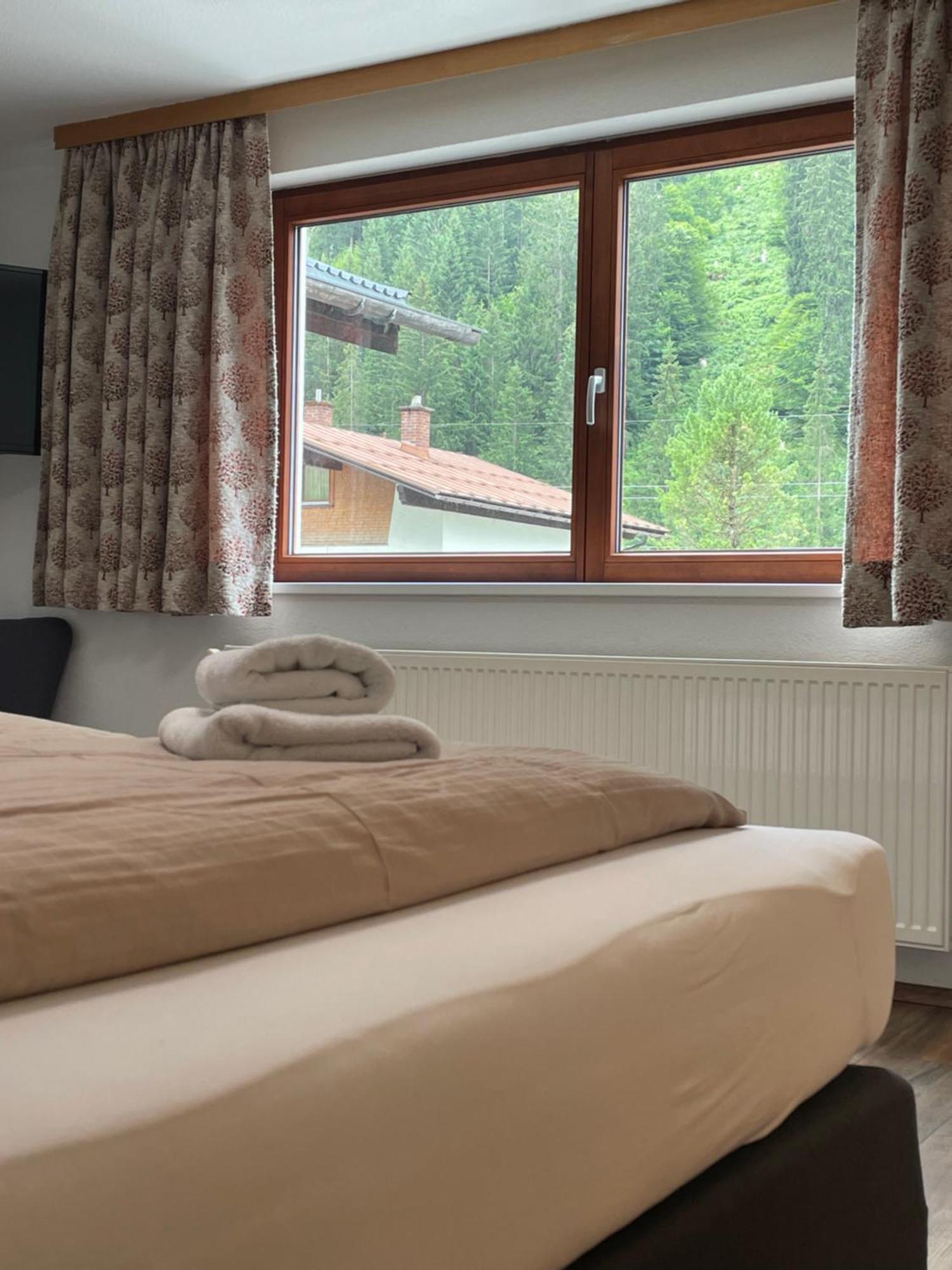 Готель Haus St. Martin Клештерле-ам-Арльберґ Екстер'єр фото